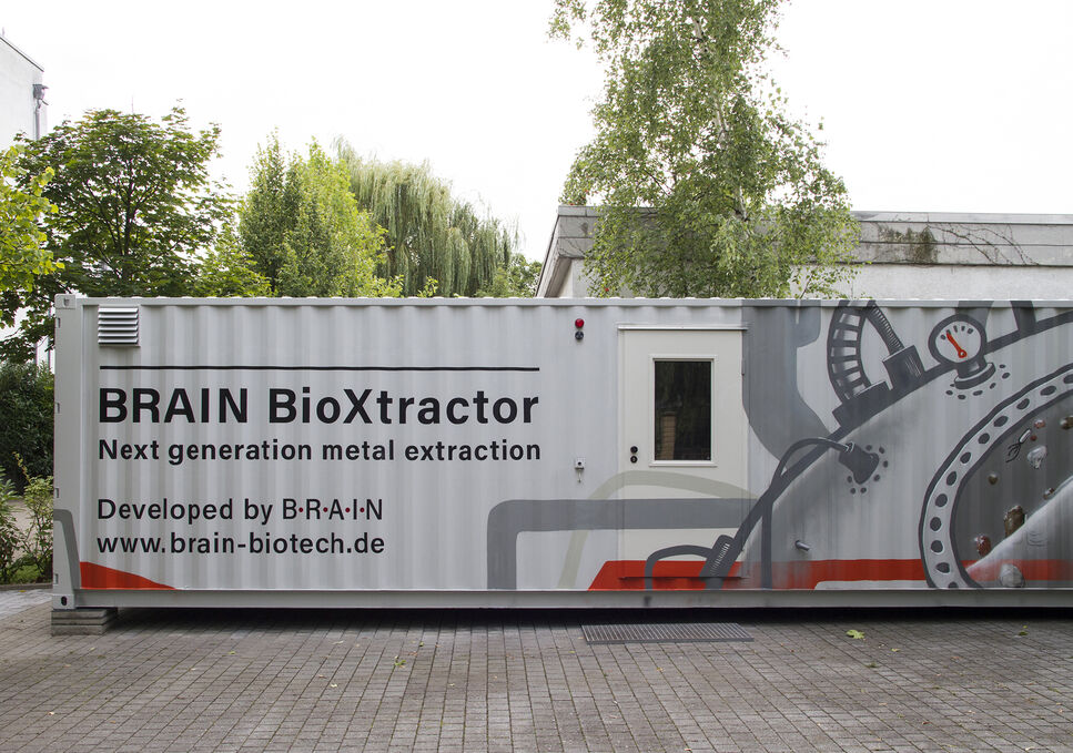BRAIN BioXtractor