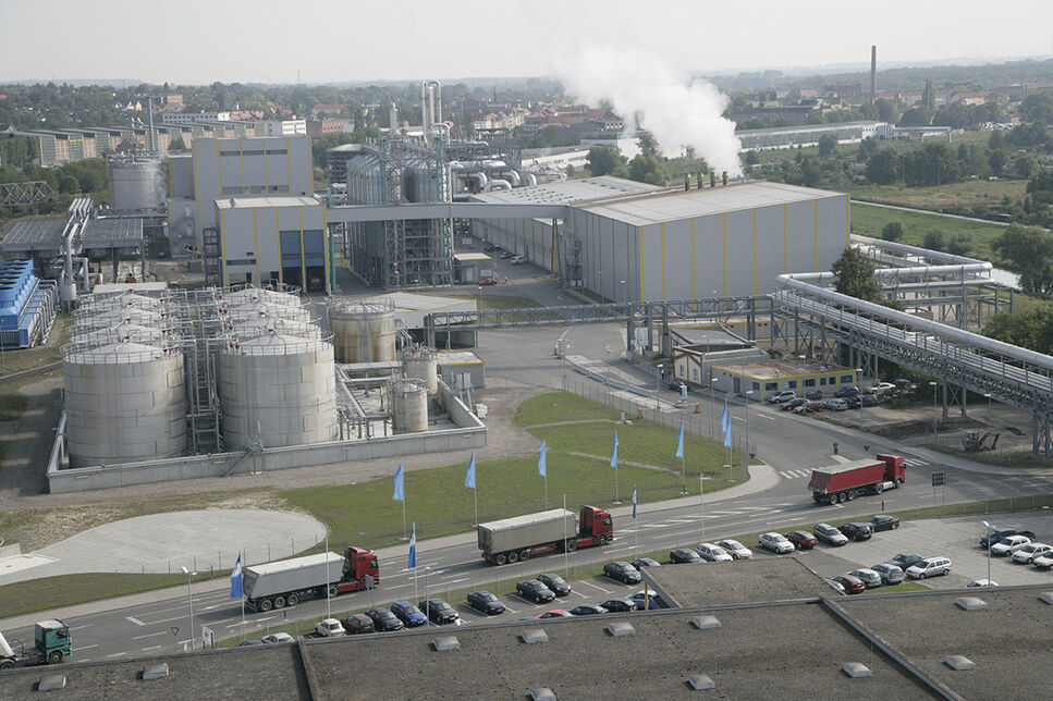 Bioethanol production plant of CropEnergies AG in Zeitz, a subsidiary of Südzucker: The resulting of CO2 in the production of BioEthanol is microbially bound will be converted to mono- and dicarboxylic acids